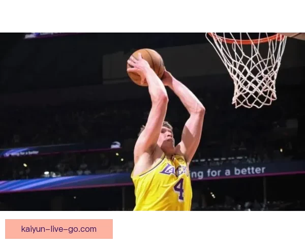 湖人克勒贝尔下放南湾湖人积极参与球队训练备战复出