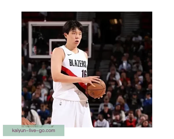 背靠背砍下14分11篮板瀚森持续爆发主帅盛赞其每日进步潜力无限