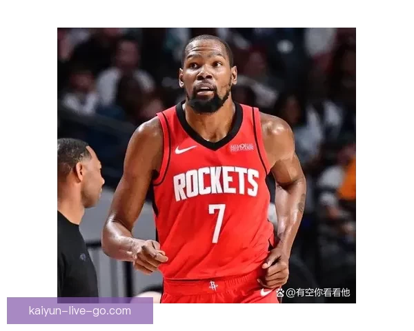 杜兰特：队友进攻欲望增强让比赛变得更轻松 最后9场将全力以赴拼搏到底